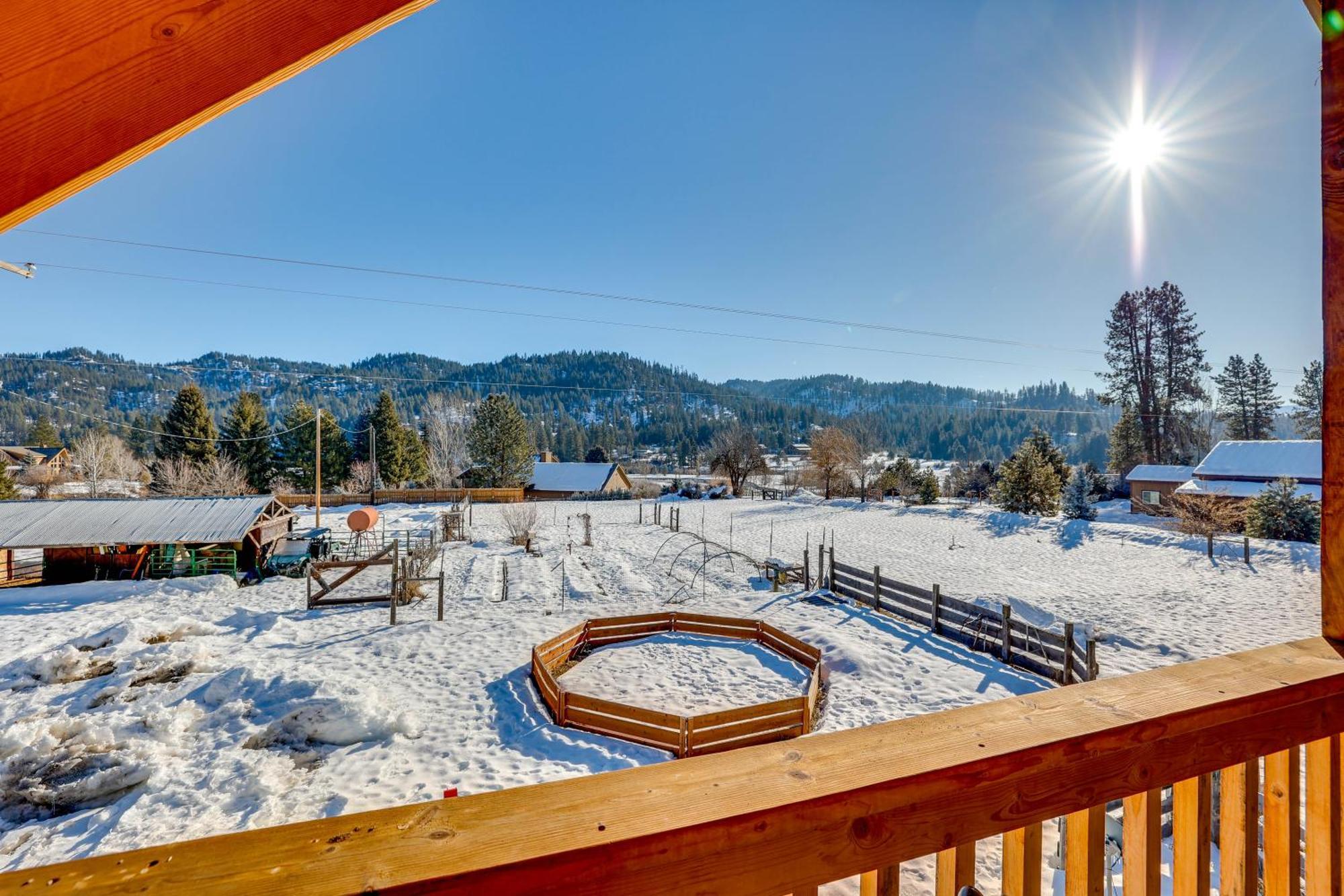 Garden Valley Apartment With Hot Tub And Mtn Views! Crouch Bagian luar foto